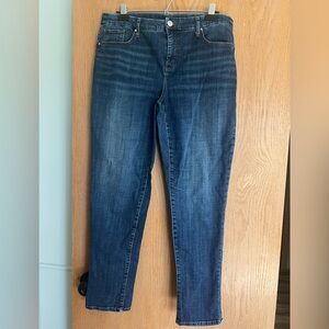 Chicos Girlfriend Slim Leg Ankle Jeans size 12